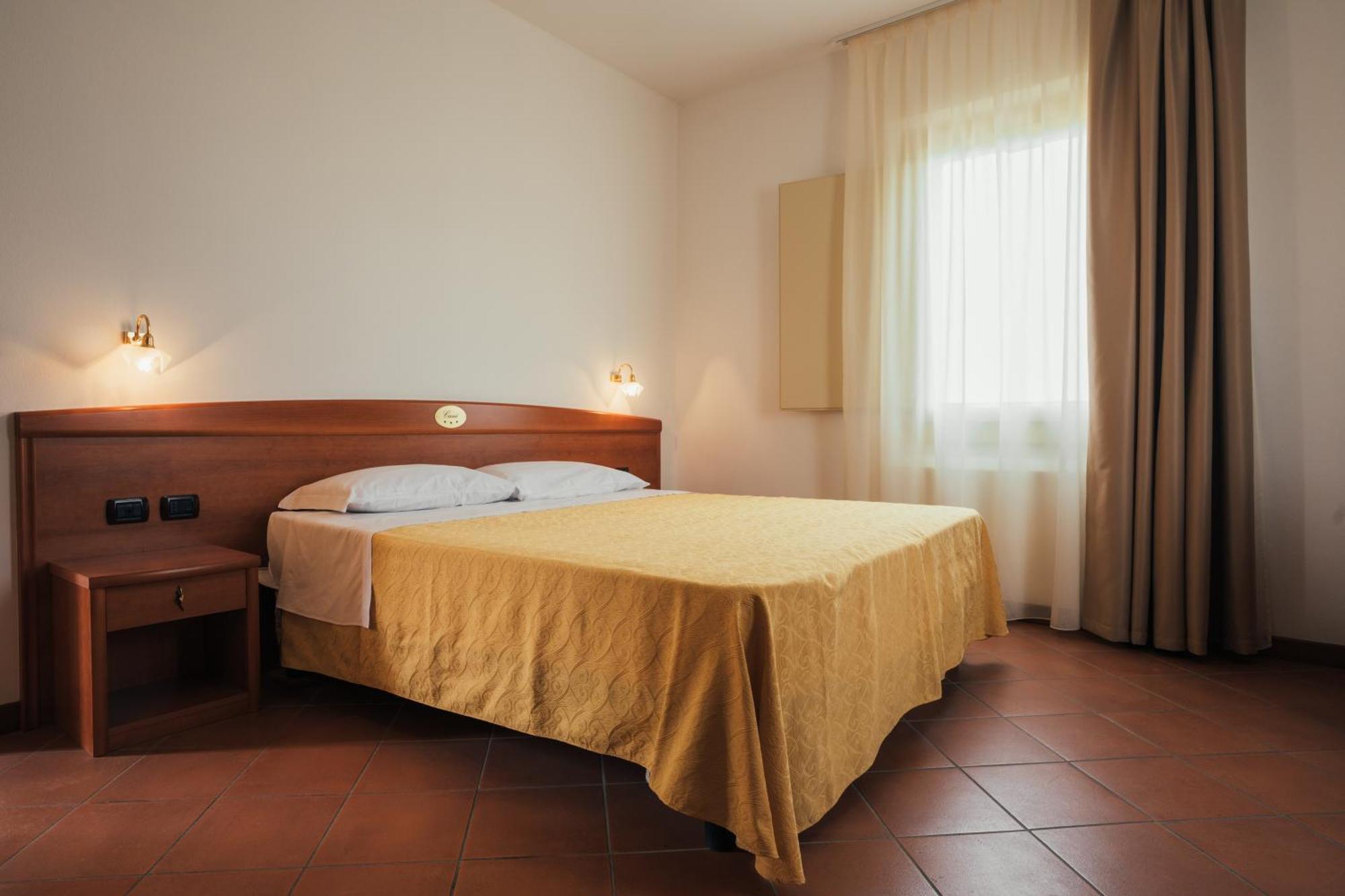Albergo Cane Dozza Exteriör bild