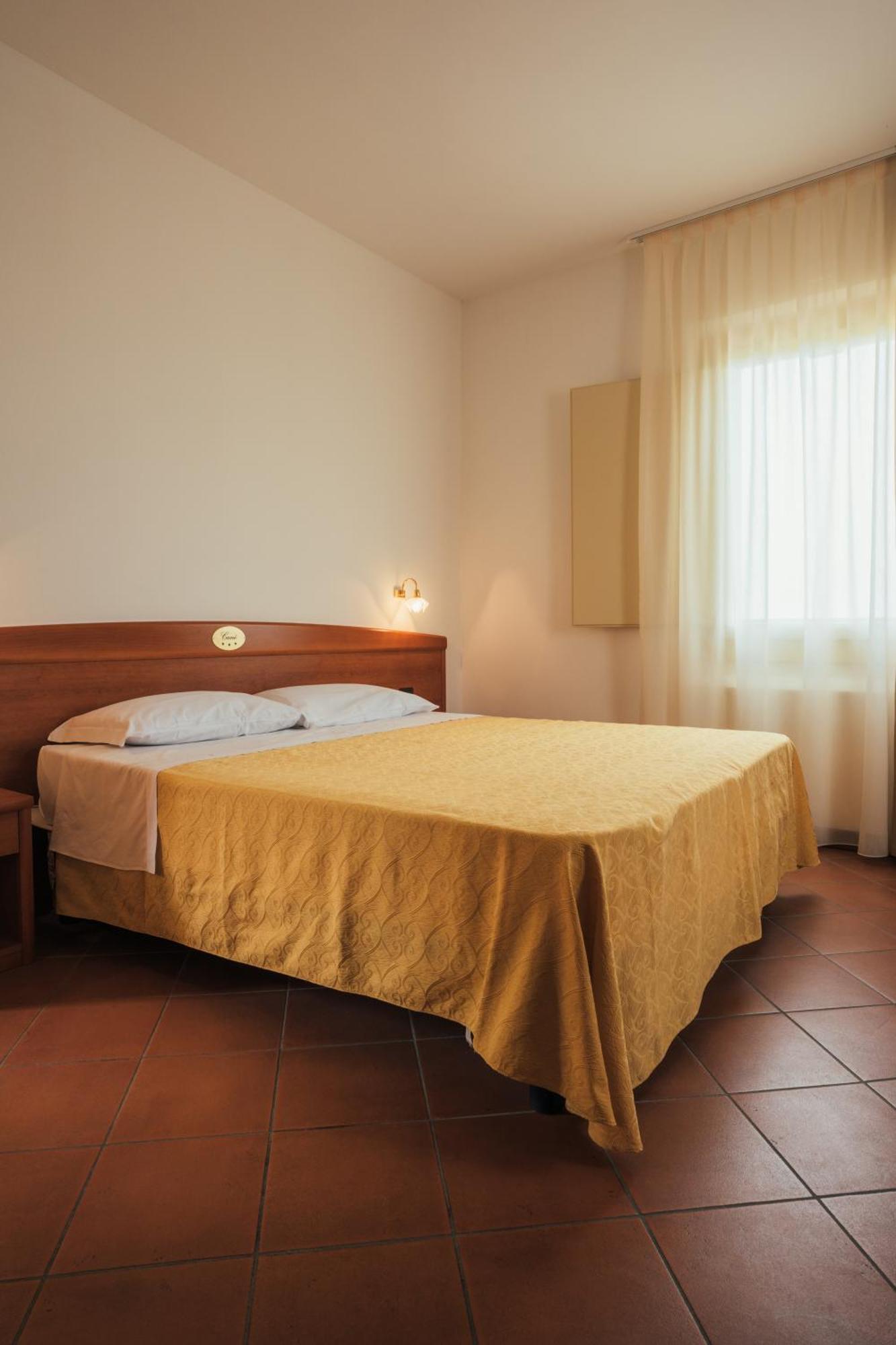Albergo Cane Dozza Exteriör bild