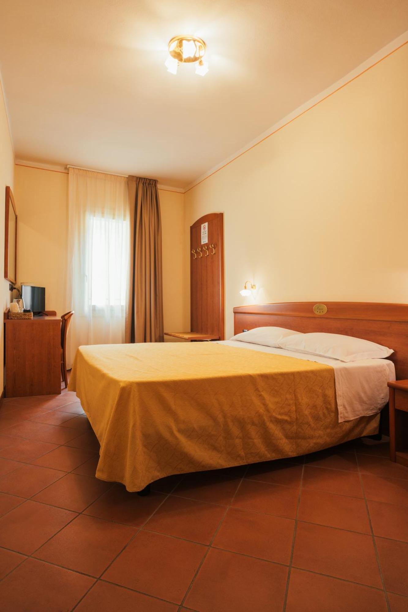 Albergo Cane Dozza Exteriör bild