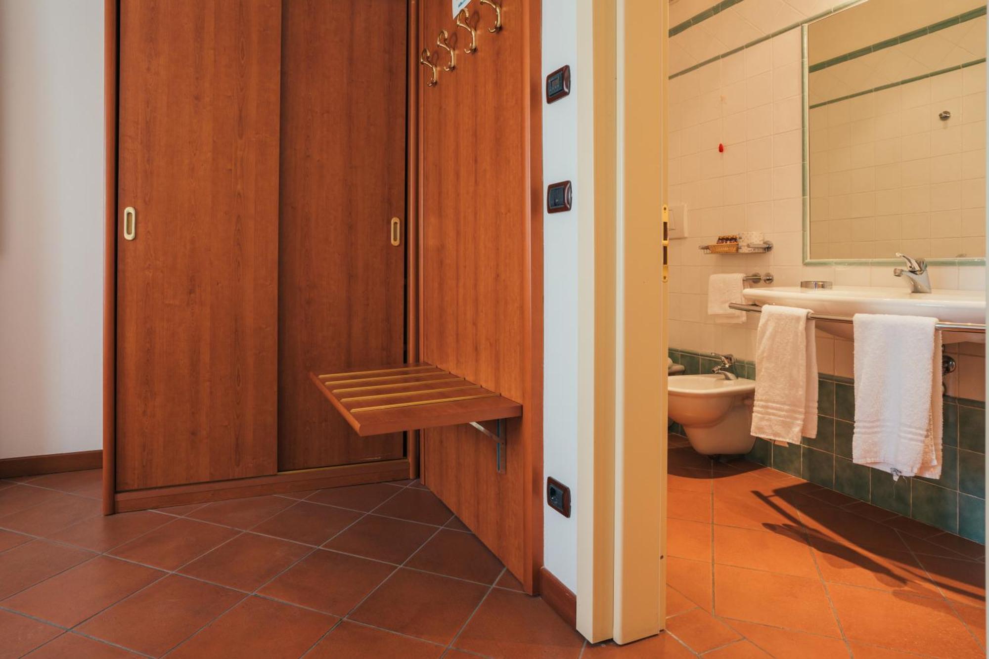 Albergo Cane Dozza Exteriör bild